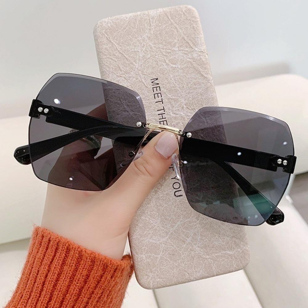 Women's Fashion Frameless Beach Gradient Sunglasses Original Brand UV400 Anti-glare Glasses