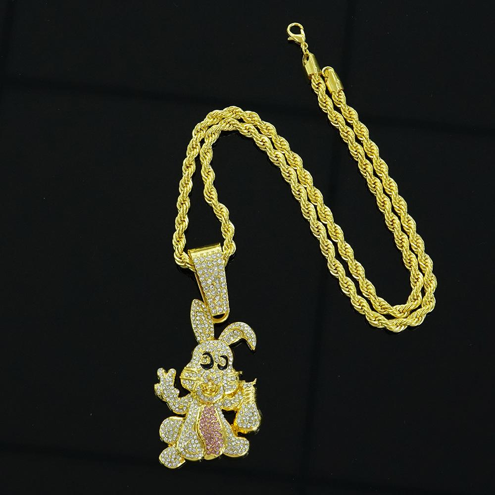 Hip-hop style personality diamond-encrusted dripping oil cartoon rabbit pendant Cuban chain necklace hipster wear fashion necklace accessories