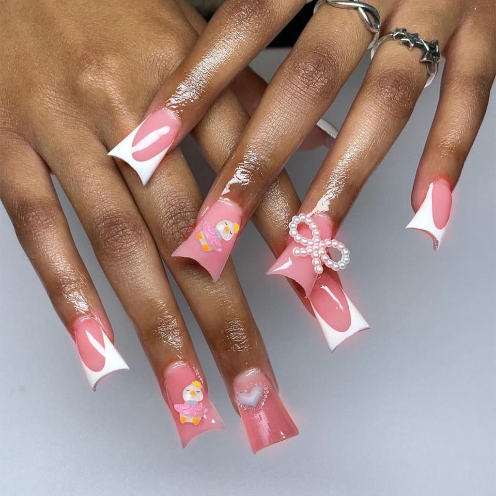 24 Stück Entenschnabel-förmige Falsche Nägel Gold Schmetterling Strass-Design Falsche Nagelspitzen Tragbare Vollabdeckung French Press-on Nägel