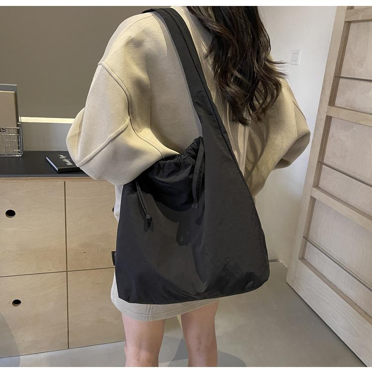 Freizeit College Kurs Damen Kordelzug Schultertasche Pendeln Vielseitig Damen Handtasche Einfarbige Nylonstoff Damen Einkaufstasche