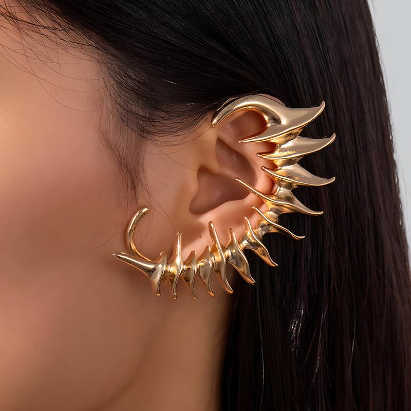 Alloy Female Keel Spine Earrings With Electroplating Punk Style No Piercing