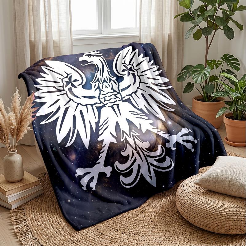 Poland Football Printed Flannel Blanket Skin Friendly Warm Decorative Throw for Indoor Couch Bed Daily Use