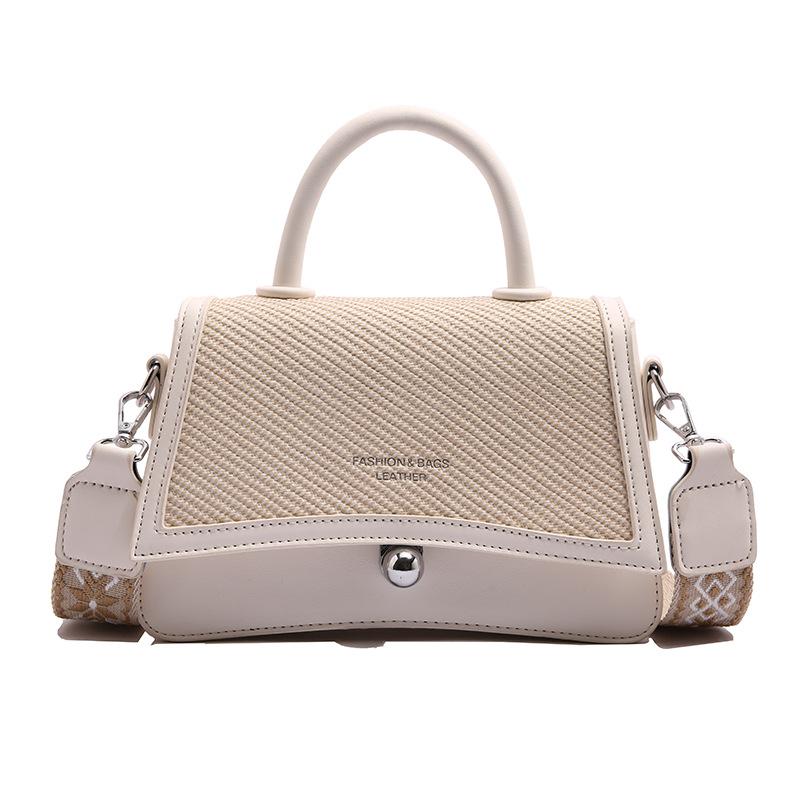 2025 Spring and Summer New Simple Temperament Korean Version Portable Small Square Bag Women's Leisure Commuting Wind Wide Shoulder Strap Messenger Ba