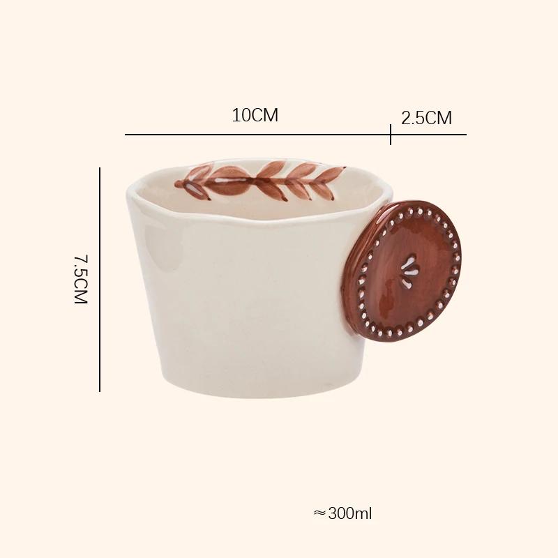 

Керамические тарелки с ретро-рельефом. Бытовая посуда для послеобеденного чая, десертов. Креативные офисные кофейные чашки. Наборы тарелок. Изысканная столовая посуда.