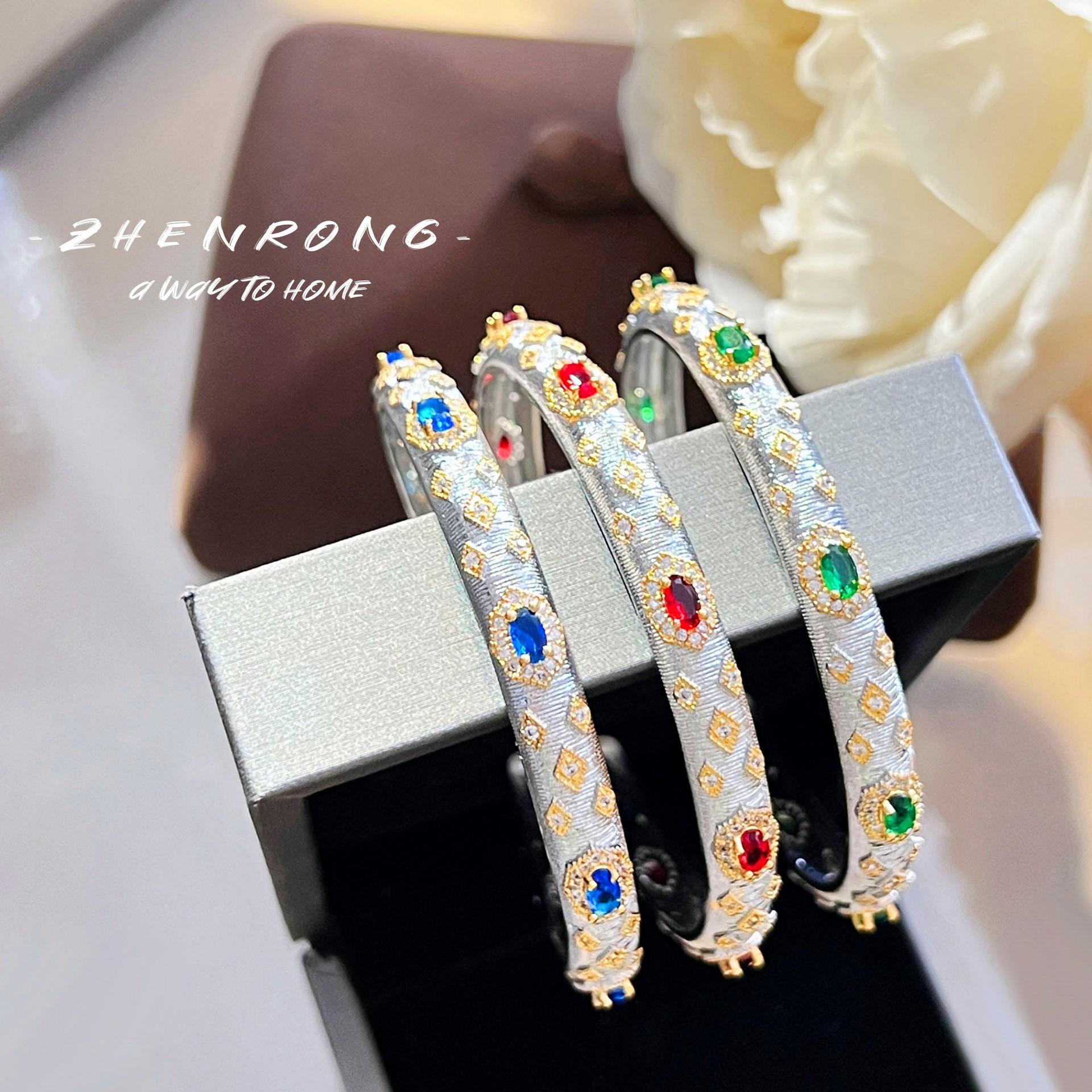 

Браслет Charm Italian Brati style retro palace style, двухцветный позолоченный браслет с бриллиантами и изумрудами для женщин