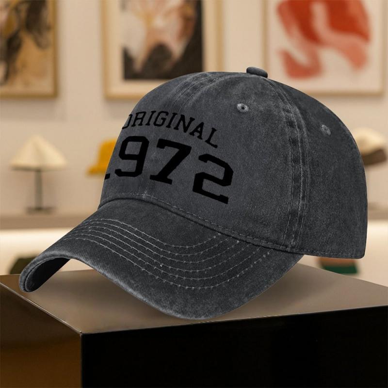 Retro Digital Pattern Baseball Cap for Unisex and Women
