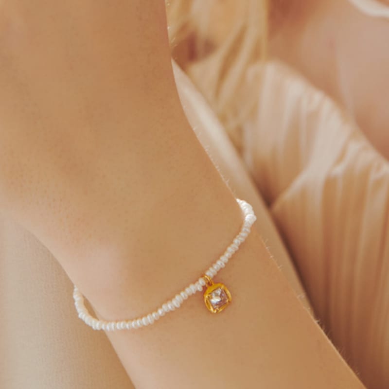 VINTAGEPINK Little Square Freshwater Pearl 925 Silver Bracelet