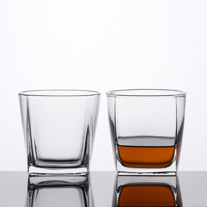 Thickened Glass Cup Household Milk Tea Juice Cups Transparent Water Bottle Party Elegant Cocktail Glass Suitable for Gift Giving