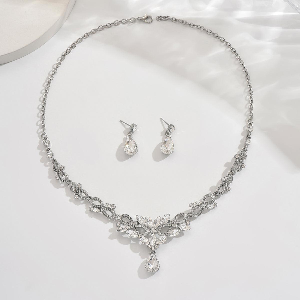 Rhinestone Bridal Necklace & Earrings Set