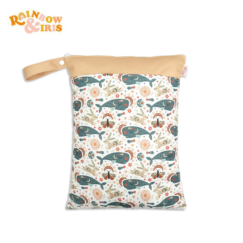 Waterproof Reusable Cloth Bag with Zipper Pocket and Handle - Fashionable Sun Burst Design, Suitable for Beaches, Swimming Pools, Gyms, Yoga