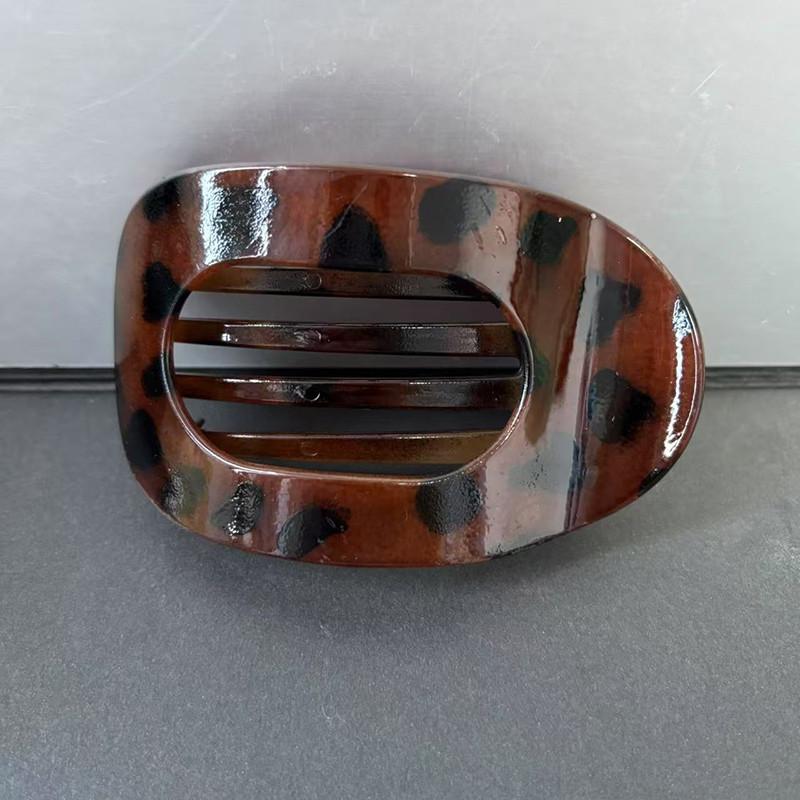 

Leopard Print Oval Frosted Hair Clip Women s High-end Versatile Duckbill Clip Hair Accessories