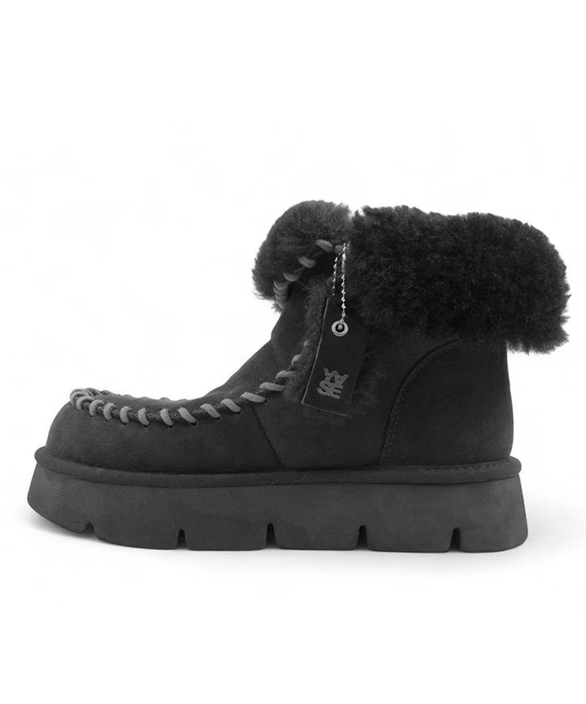 Yase Songi Songi X Yase Hand Swing Natural Wool Boots Black