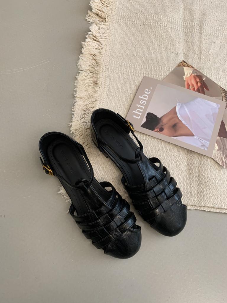 Old money style retro hollow retro word with cool single shoes