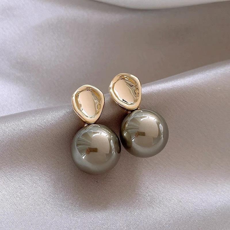 Bean Earrings Red Contrasting Color Drip Oil Women's Earrings French Artistic Design Exquisite Fashion Simple Jewelry Gifts