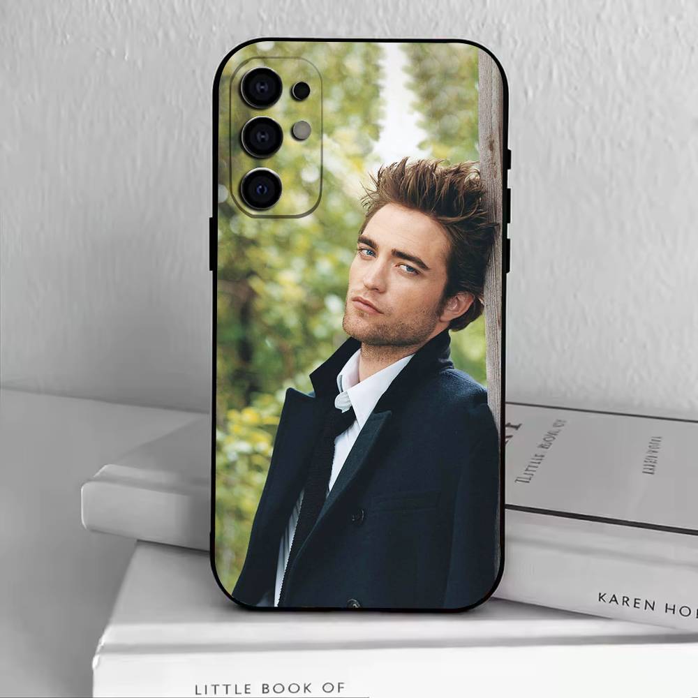 R-Robert P-Pattinson Phone Case For Samsung S25,S24,S21,S22,S23,S30,Ultra,S20,Plus,Fe,Lite,Note,10,Black Cover