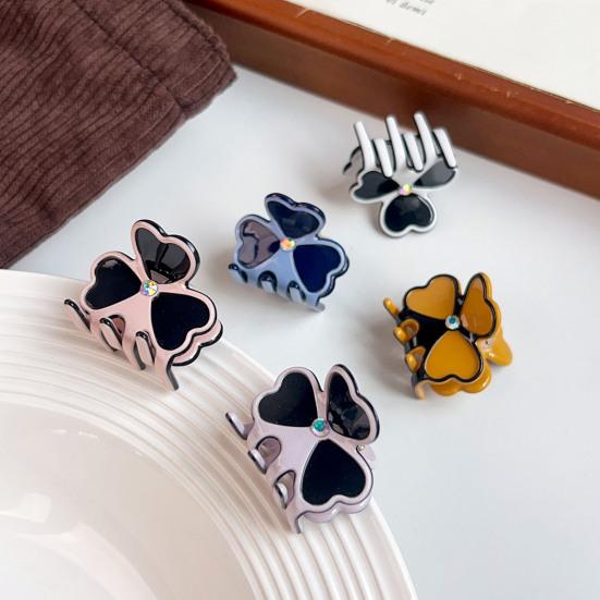 Shark Hair Claw, Built-in High Elastic Spring Hair Clip, Clover Shape Back Head Hair Clip, Portable Hair Accessory for Daily Travel