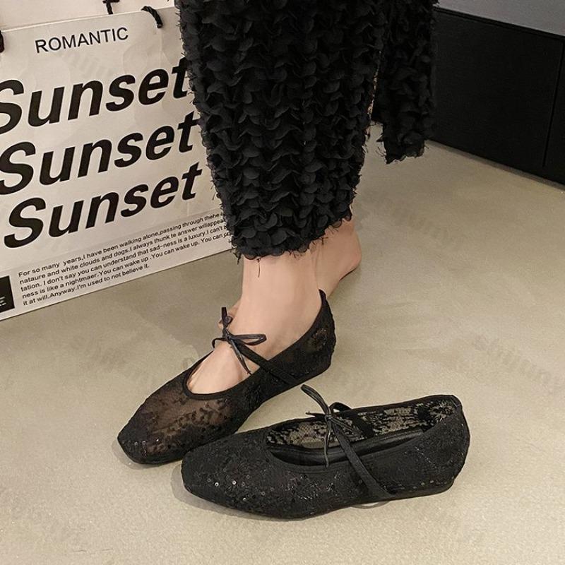 Fashion Summer Women Ballet Flats Shoes Hollow Lace Non Slip Fashion 2025 New Bow Women Shoes Mesh Breathable Female Mary Jane Sandals