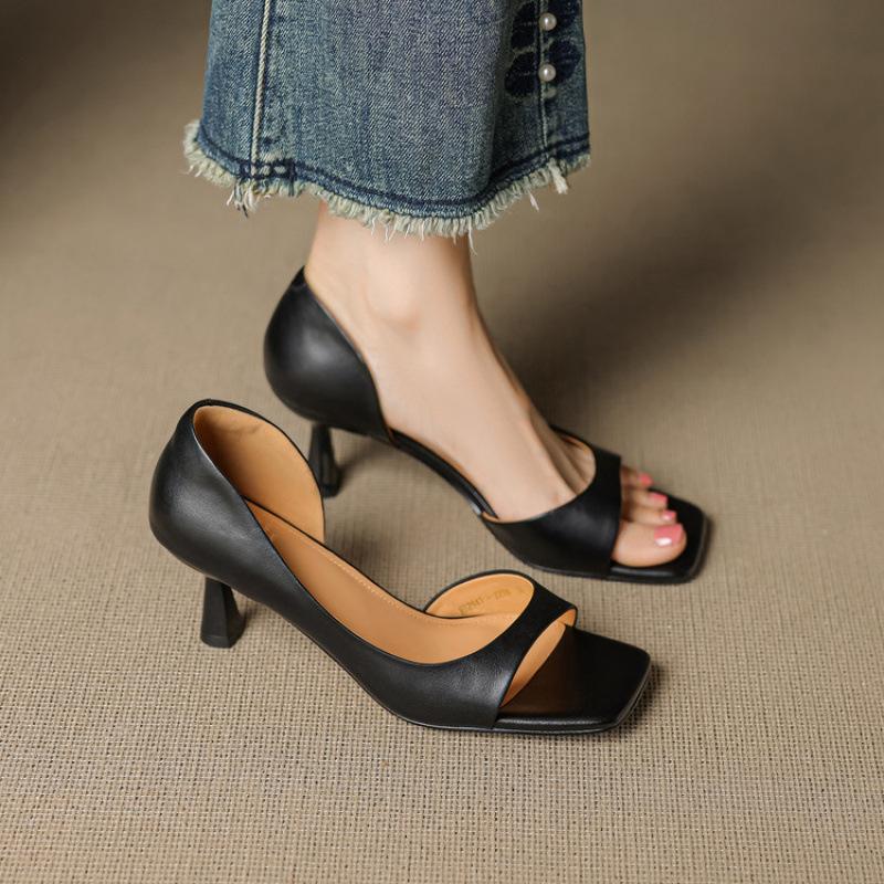 Summer casual leather sandals women's square head mid-heel casual sandals size sandals new open-toed sandals soft sole