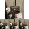 Fashionable Retro Street Style Pu Leather Handbag Elegant Small Square Bag With Chain
