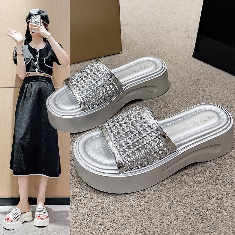 Thick-soled Heightening Word with Slippers Women's Summer Wear Rhinestone Muffin Shoes 2025 Slope Heel Fashion Sandals Women's Shoes