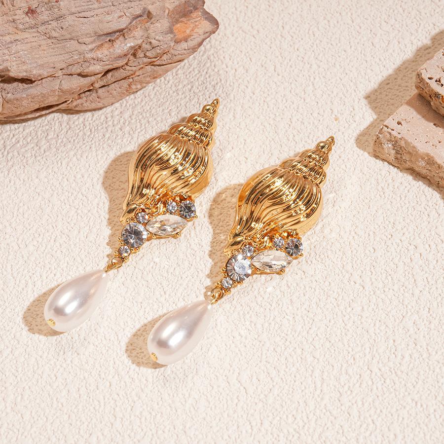 Metallic Imitation Conch Drop Earrings Exaggerated High-end Earrings for Women