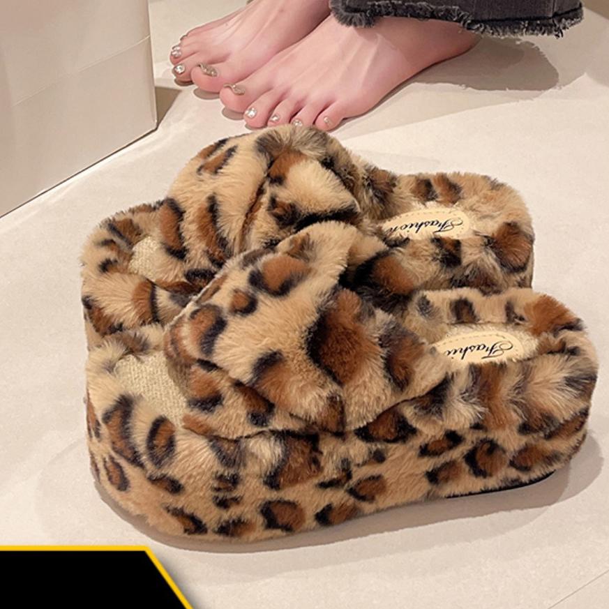 Fashion Korean Double band fur slides female warm fluffy platform shoes thicken soled winter fleeces slippers women shearling pantufa