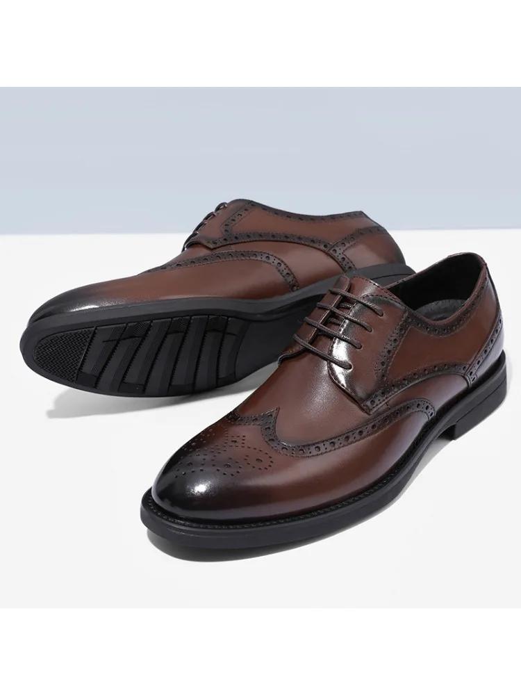 Classic British Gentleman Leather Shoes Carved Floral Brogue Casual Rear Heel Small Cloth Label Fashionable Men's Shoes