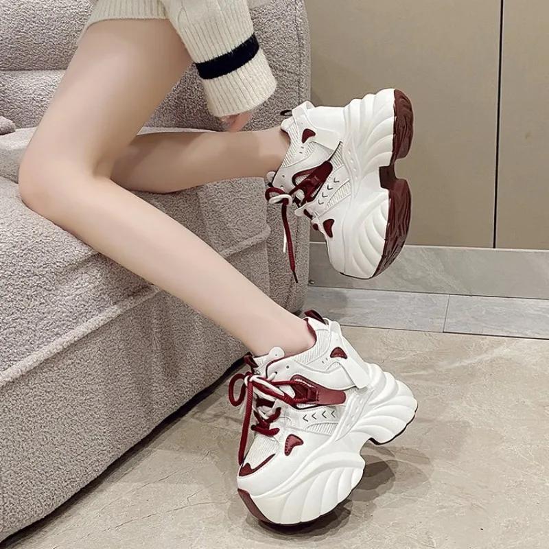 Fashion high-quality 2025 New Women Platform Sneakers Mesh Casual Chunky Shoes Heels Wedges Breathable Height Increasing Shoes Woman