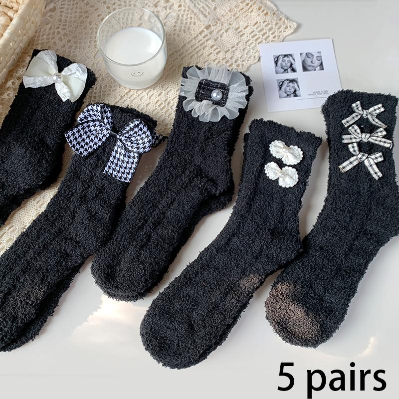 10 Pairs of WOMEN'S Cotton Socks, Casual Breathable Short Socks, and Girls' Cartoon Bear Low Cut Ankle Boat Socks
