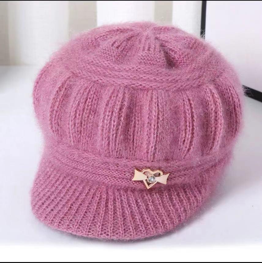 Mom's Warm Pumpkin Wool Hat: Velvet-Lined, Fashionable Knit for Middle-Aged & Elderly