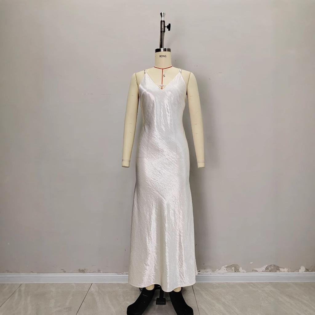 New European and American Satin Dresses, V-neck Backless Solid Colors, Fashionable High-end Long Dresses, Slip Dresses, Evening Dresses