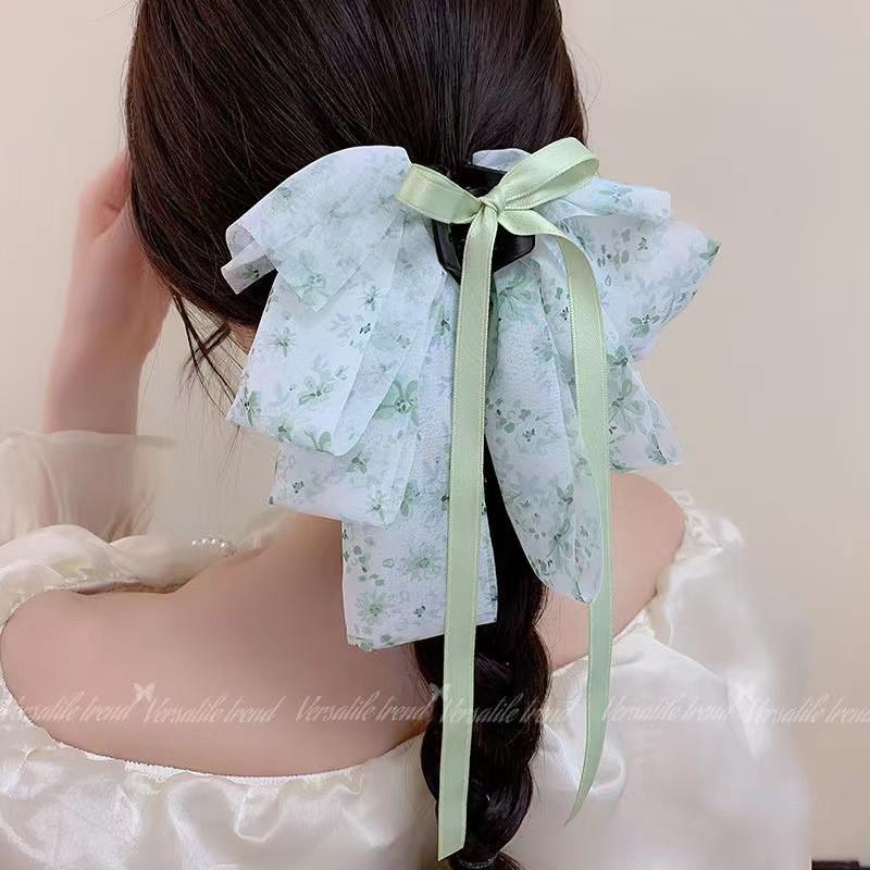 Polka Dot Bow Claw Clip: Elegant Women's Hair Accessory