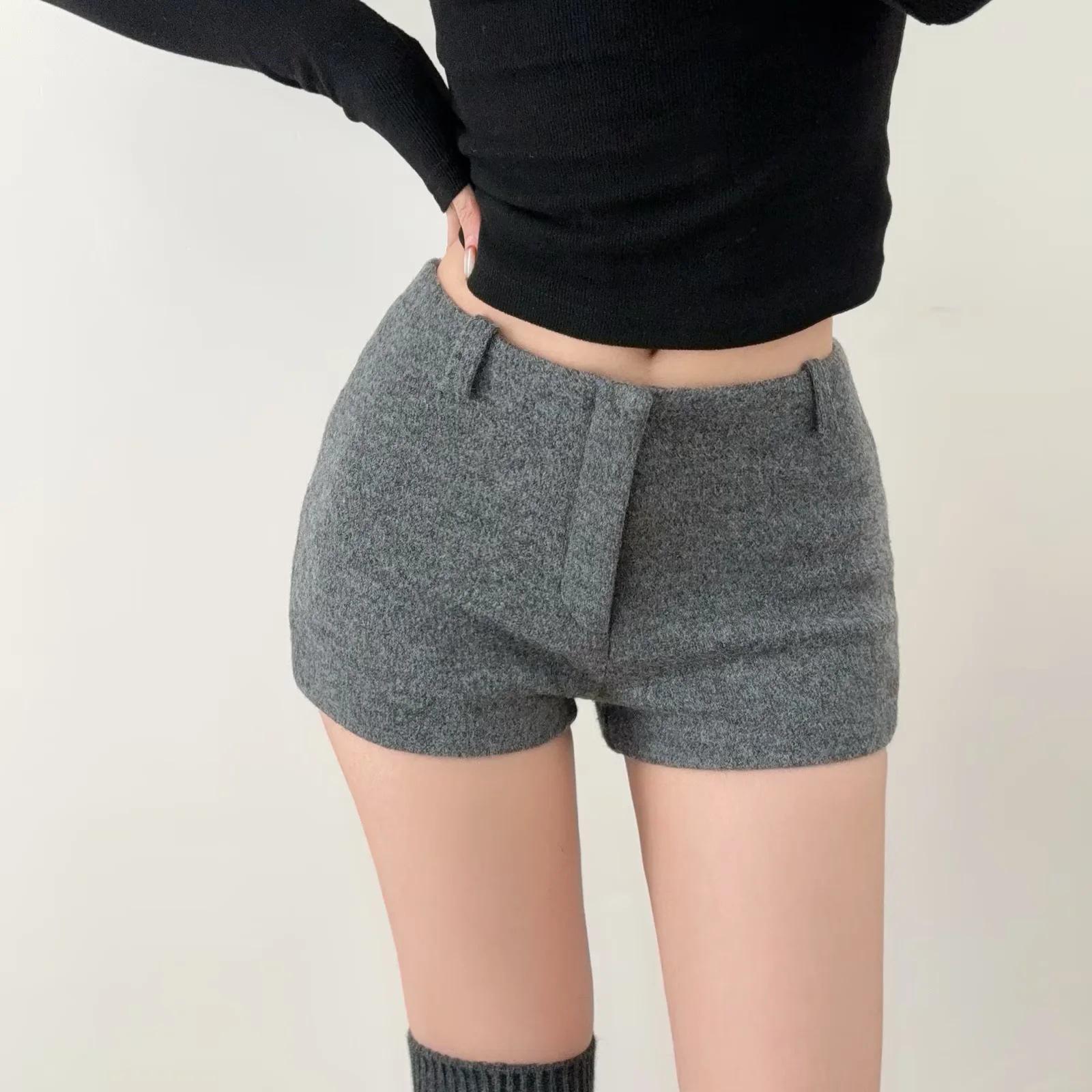 Women s Slimming Low-Rise A-Line Hot Pants - Sexy 2026 Spring Design Medium