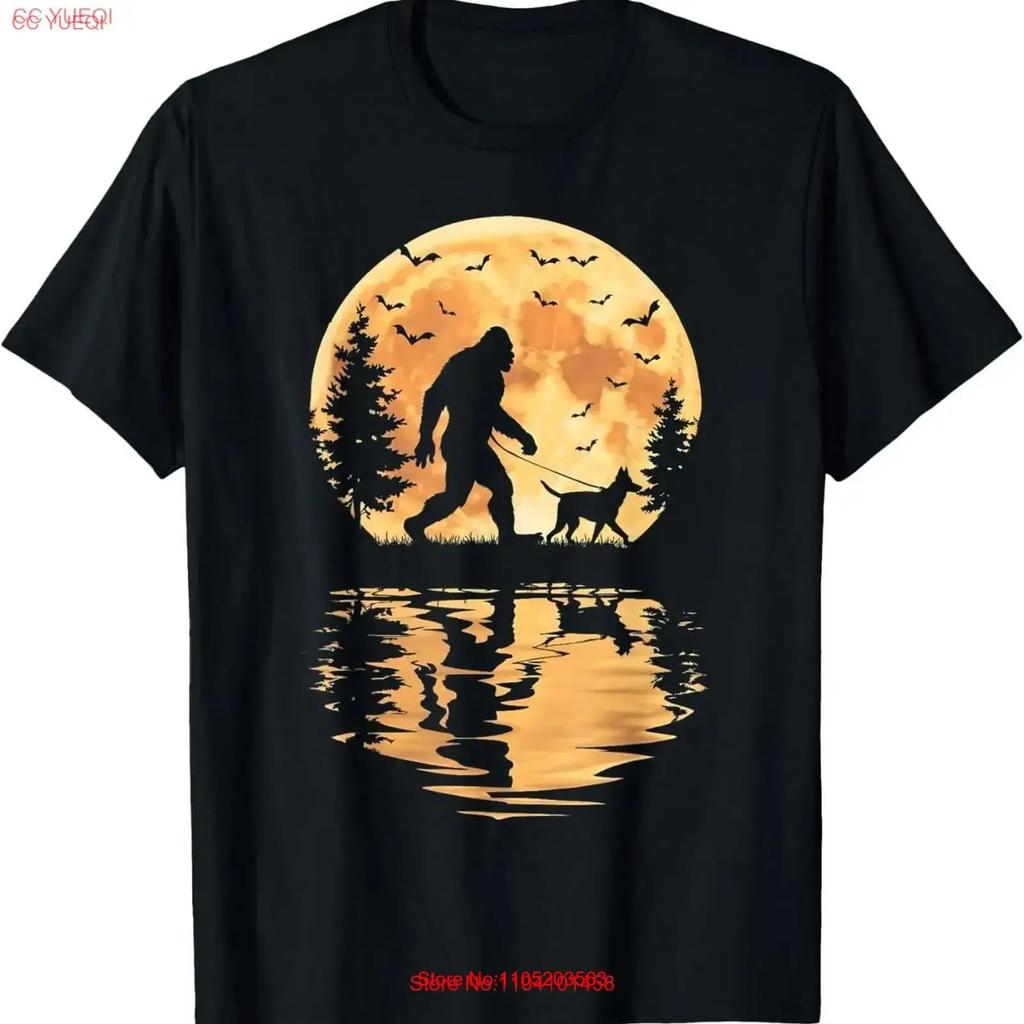 Bigfoot Walking Dachshund Dog Moon Sasquatch Halloween T Shirt vintage Washed Soft Casual Comfortable streetwear Versatile