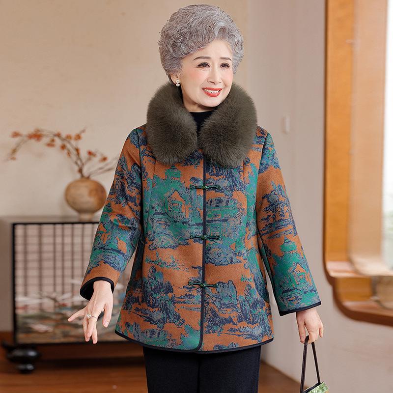 Chinese National Style Fur-Collared Winter Jacket for Middle-Aged and Elderly Women