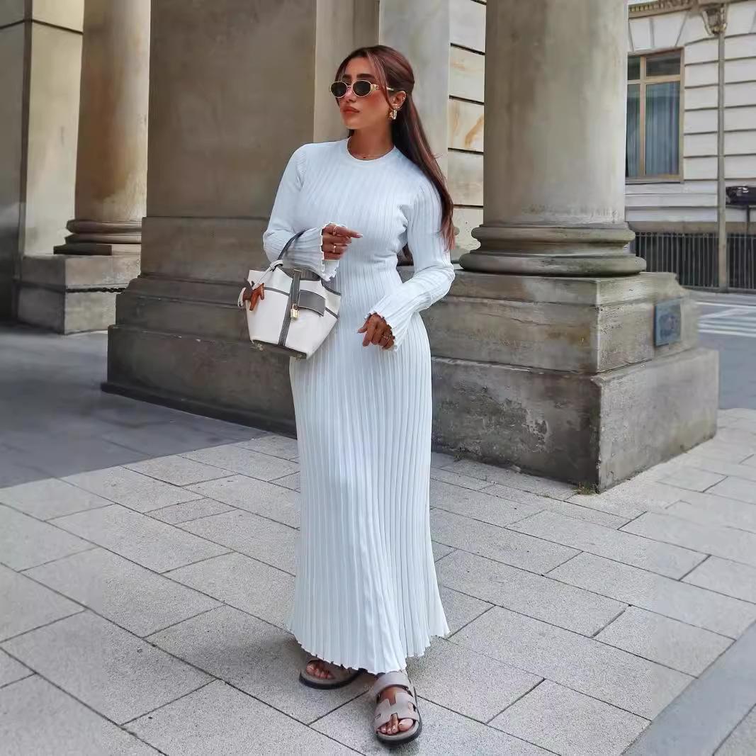 

Long Sleeved, Knitted Skirt, Autumn and Winter, 2025 New Style, Round Neck, A-line Long Skirt, French Style, Dress S