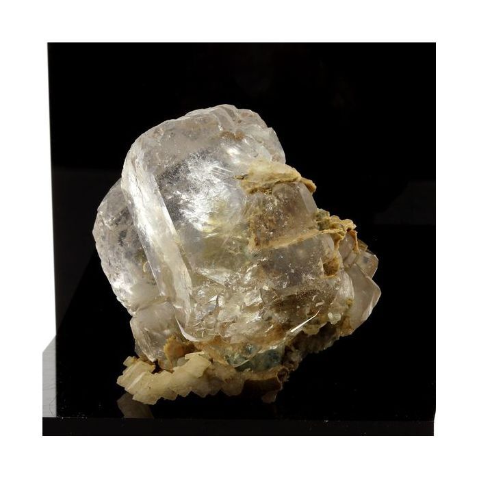 Fluorite + Calcite 849.3 carats