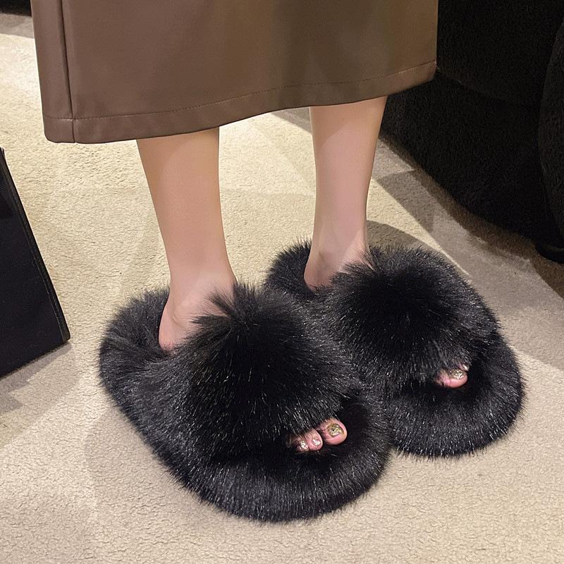 Flat-bottomed Mao Mao slippers women's new winter fried hair casual versatile high-end sense one-word drag Internet celebrity super popular trend