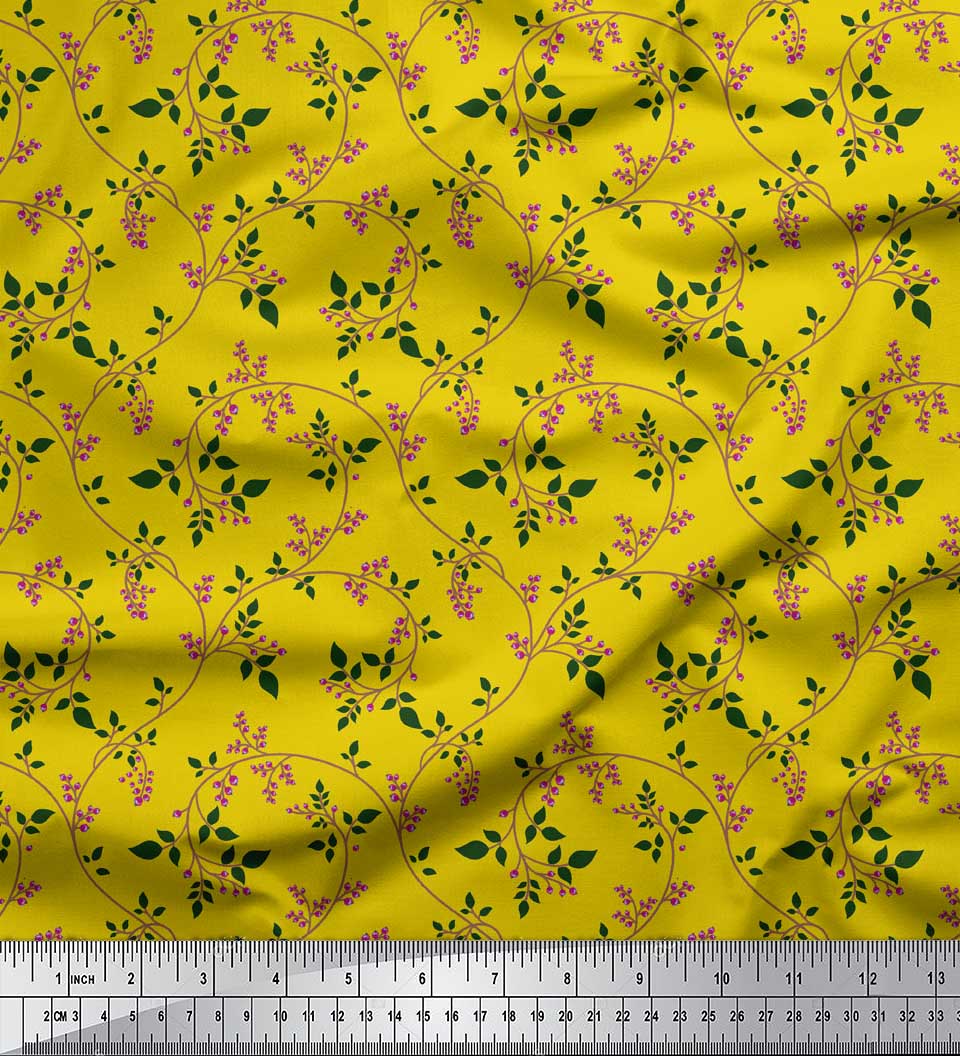 

Тканина Soimoi Beige Японія Креп Сатин Ягоди Листя Декор Тканина Принтований метр 42 дюйма 42 Inch Wide - Poly Crepe жовтий