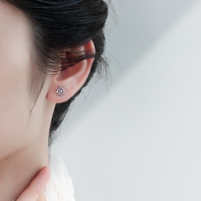 [Minimalist Marine Anchor Earrings Summer Asymmetrical Earrings Geometric Nautical Wheel Studs Trendy Design]