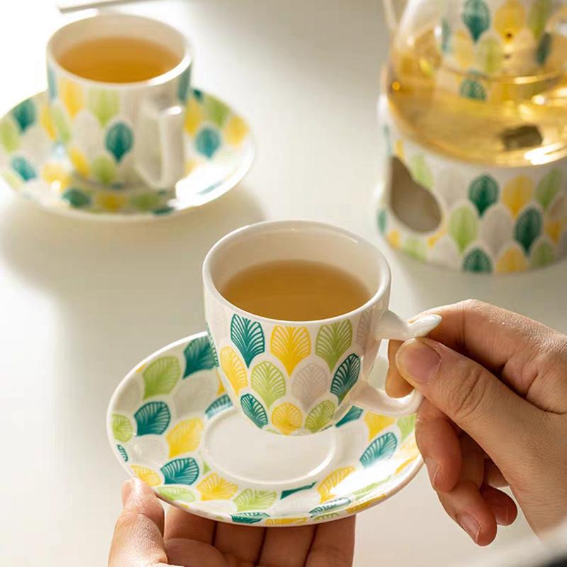 Blumiges Porzellan Tee-Geschenkset Glas-Teekanne mit Sieb und Teekannenwärmer Keramik-Teetasse Untertasse Kaffeetasse Mikrowellengeeignet