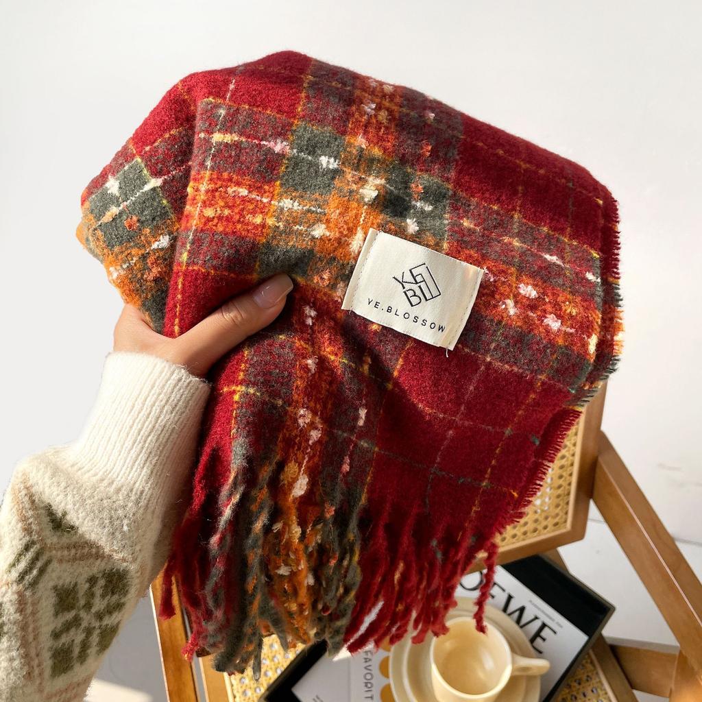 Winter Christmas red atmosphere soft waxy scarf female couple style holiday gift premium sense angola red plaid shawl
