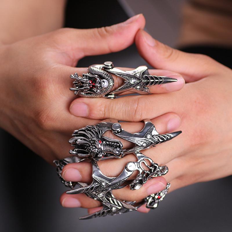 INENIMARTJ Punk Goth Knuckle Rings Set For Women Men Vintage Silver Finger Joint Rings Chunky Cool Emo Ring Halloween Skull Frog Butterfly Snake Ace Grunge Stacking Rings (C