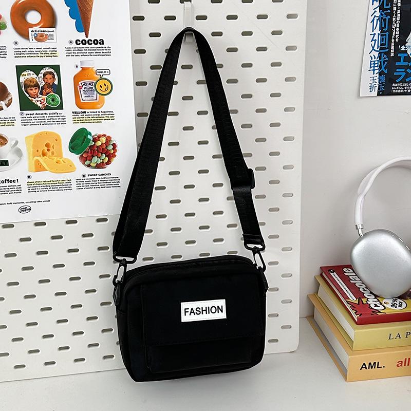 Spring new bag casual simple personalized student messenger bag fashionable shoulder bag casual small square bag