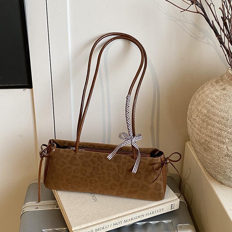 

Autumn niche leopard print bag women s large-capacity new casual niche single shoulder armpit bag work commuter bag