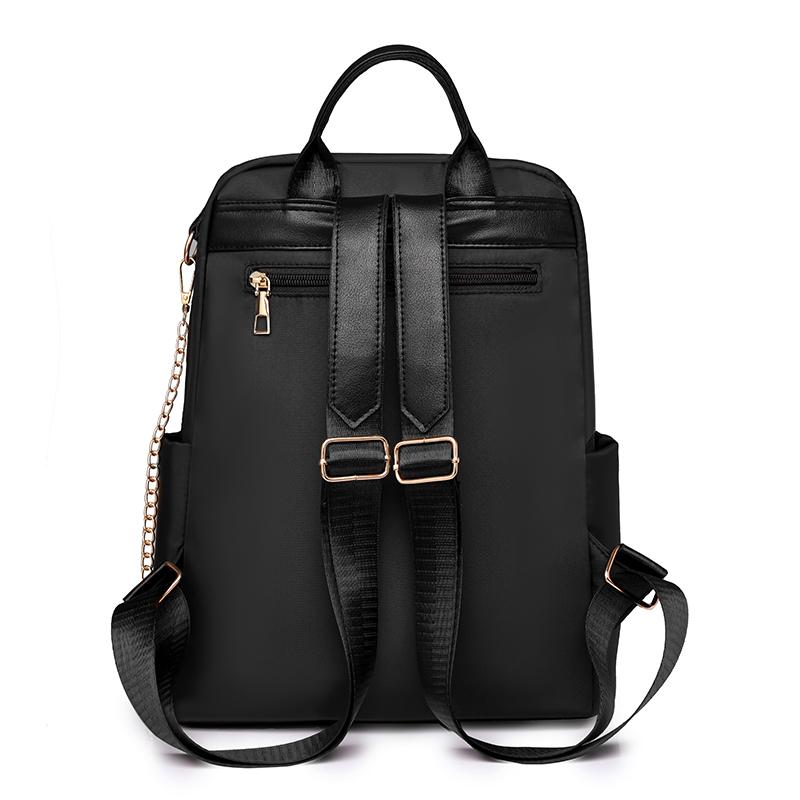 Женский однотонный рюкзак для путешествий с цепочками — фото 15