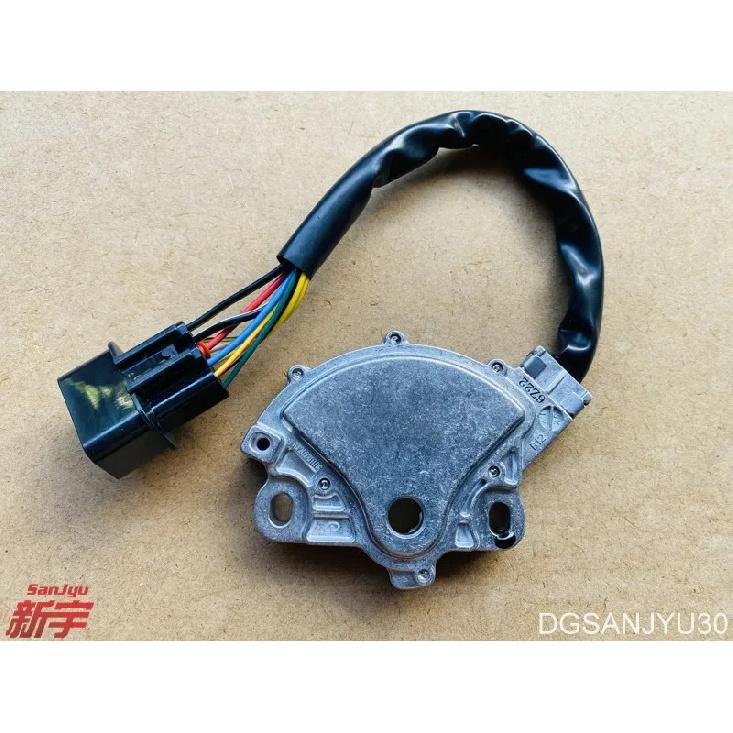 

PAJERO V70WV90WV80W PAJEROSPORT KH0W V5A TRANSMISSION SWITCH,A/T CASE INHIBITOR Gear switch 8604A053