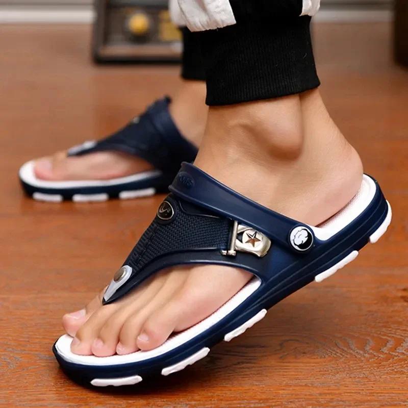 Men's Flip Flops Beach Slippers Sandals Summer Men's Flat Shoes Antiskid Fashion Designer Slippers Rubber Casual Shoes 2025