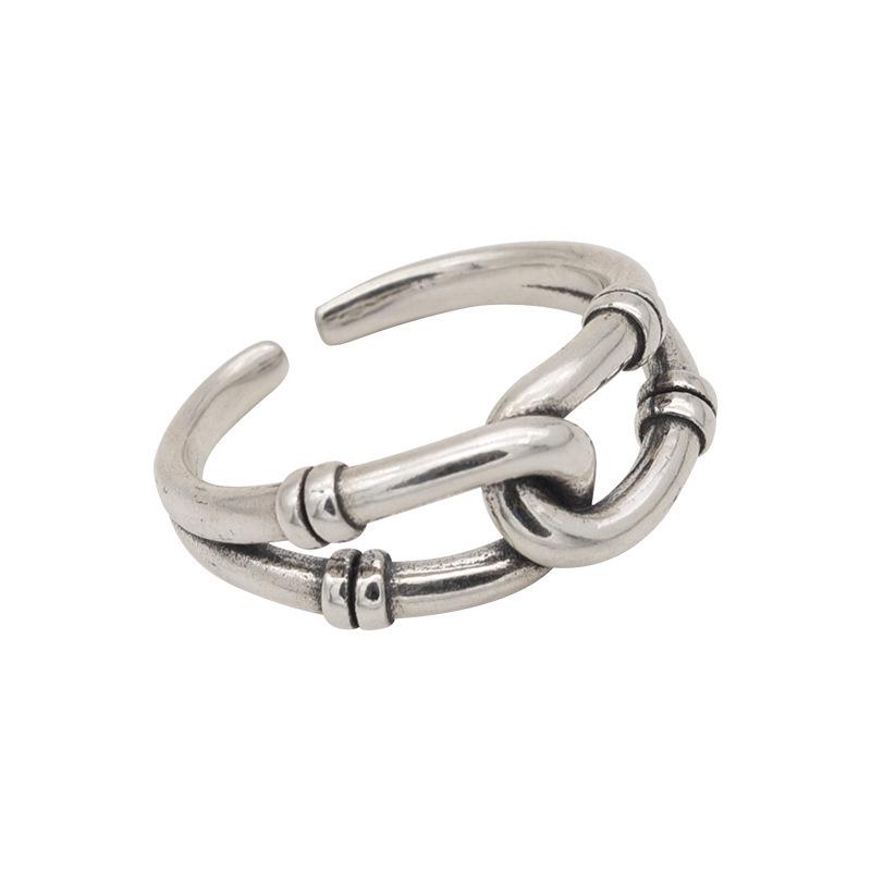 Trendy Minimalist Korean Vintage Stacking Rings for Women - Influencer-Approved Light Luxury Style.