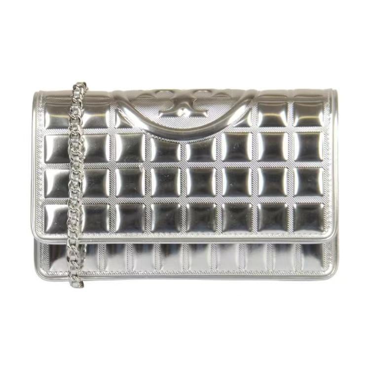 Tory Burch Fleming Metallic Quilted Chain Leather Wallet Women Wallet Silver 154945-040 Basic Set (Bag+Dust Bag)